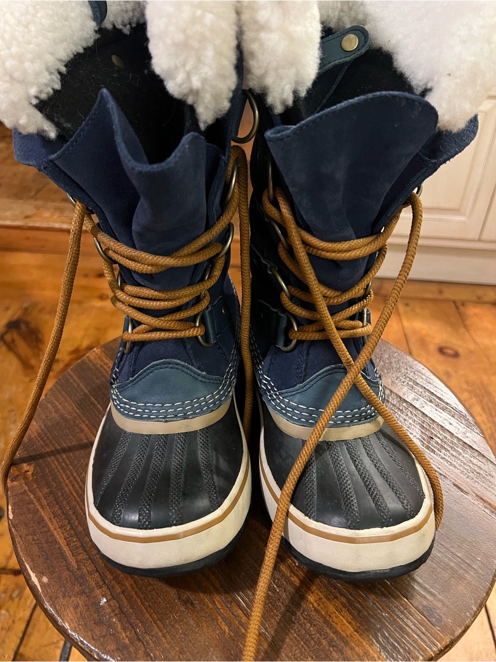 Sorel Navy Blue and Black Winter Rain Boots